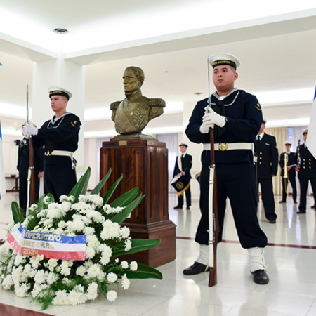 La Marina Nacional Francesa homenajeó al Almirante Guillermo Brown