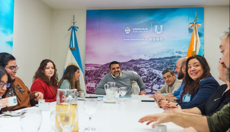 Vuoto firmó un convenio de colaboración educativa con el Colegio José María Sobral