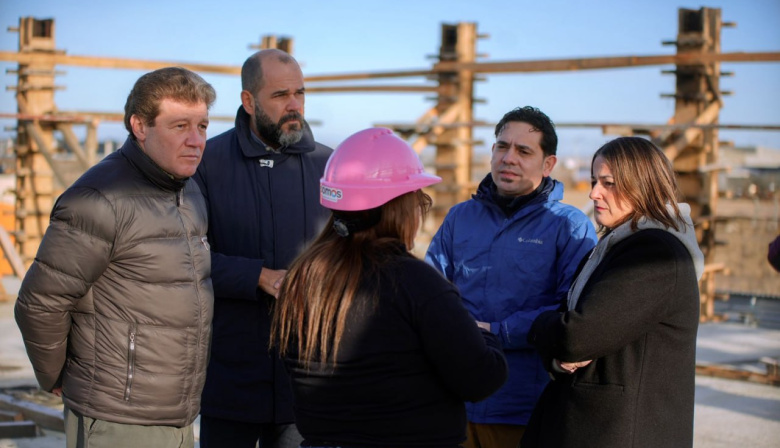 Melella recorrió la obra de la Comisaría de Género y familia en Río Grande