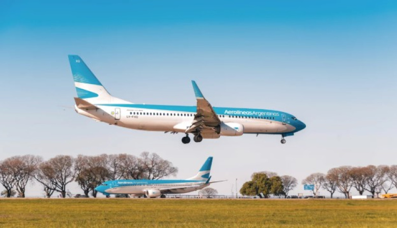 Hubo dos amenazas de bomba en vuelos de Aerolíneas Argentinas