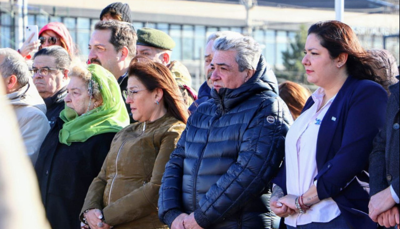 Funcionarios municipales participaron del acto por el "Día del Inmigrante"