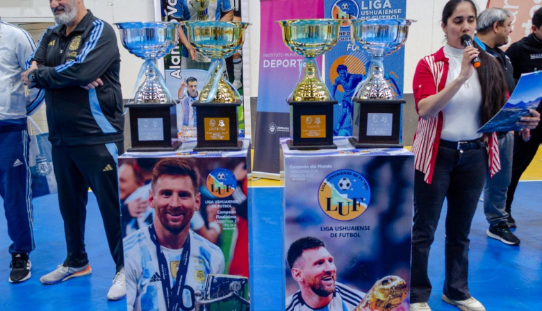 El Cochocho Vargas fue escenario de la inauguración del Nacional de Clubes Sub 17 de Futsal AFA
