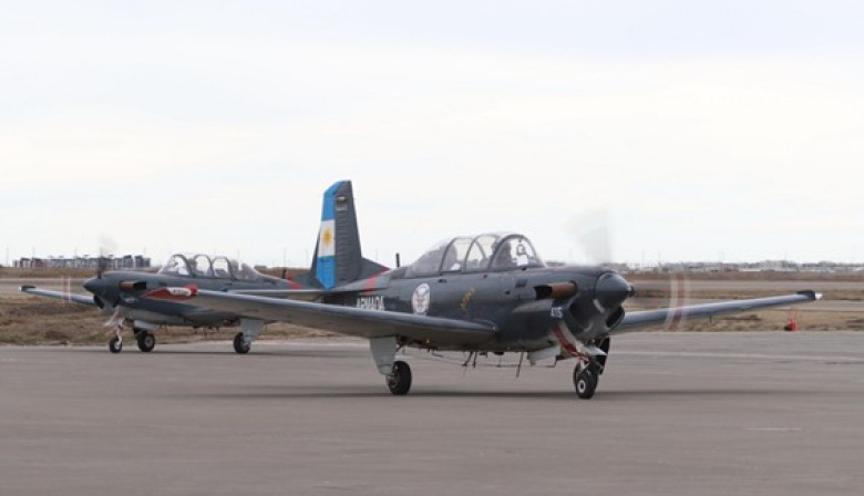 Unidades de la Aviación Naval llegan a Río Grande para realizar adiestramiento