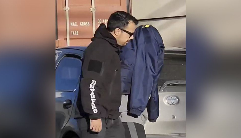Condenaron a dos hombres que ingresaron cocaína en vehículos trasladados en bateas