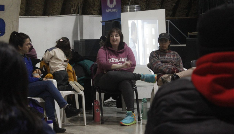 Cultura municipal llevó adelante la proyección de "Adolescencias" en la Casa de las Juventudes