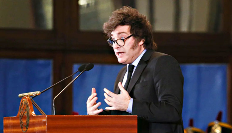 Milei acusó a los gobernadores de querer destruirlo