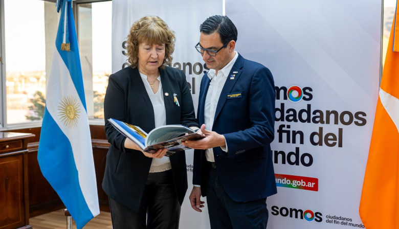 Urquiza recibió a autoridades del Rotary Internacional