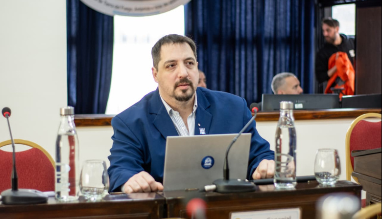 Pelloli presentó un proyecto para sancionar a conductores que huyan tras protagonizar accidentes viales