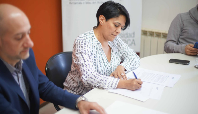 La Agencia de Innovación y la UNTDF fortalecen la cooperación institucional con la firma de convenios