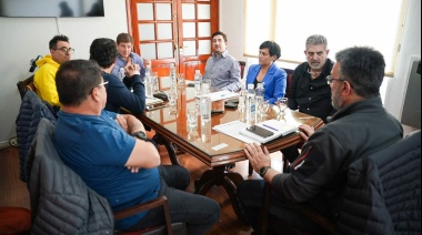 El gobernador Gustavo Melella se reunió con sindicatos estatales