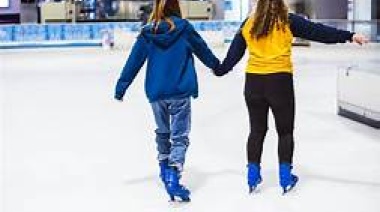Nuevamente se brindará el curso básico de patinaje sobre hielo