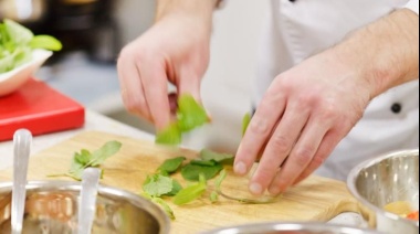 La Municipalidad iniciara un curso de ayudante de cocina