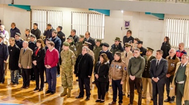 Becerra participó en la celebración de un nuevo aniversario del Ejército Argentino