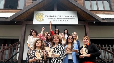 La Secretaría de la Mujer de Ushuaia participó de la entrega de los premios Mujer Empresaria TDF 2023