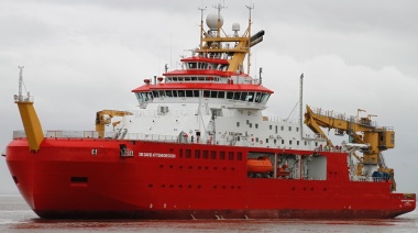 El rompehielos británico RRS Sir David Attenborough navegó aguas de Tierra del Fuego en forma ilegal
