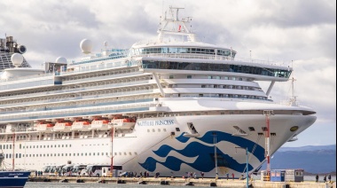 La llegada del crucero Sapphire Princess impactó en Ushuaia