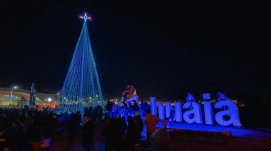 Ushuaia celebró el tradicional encendido del árbol navideño