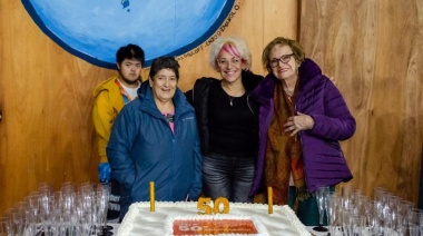 Ushuaia participó de los festejos por el 50° aniversario del Cens N°15