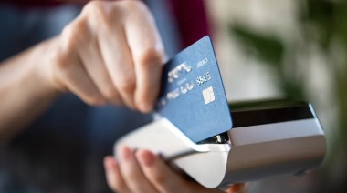 Anuncian aumento en límites de tarjetas de crédito