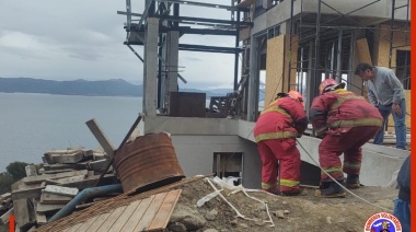 Dos obreros de la construcción cayeron desde diez metros de altura