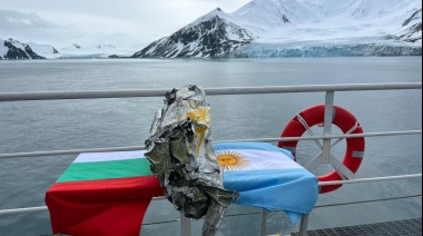 Una expedición búlgara halló en la Antártida restos de un avión argentino estrellado hace 48 años