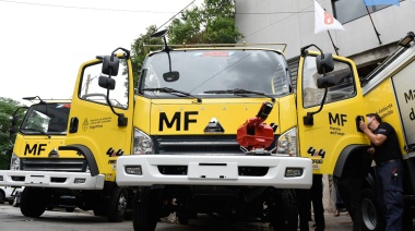 Ambiente adquirió 24 autobombas para el combate de incendios forestales