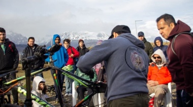 El Municipio acompañó el taller de bicicletas en Nave Tierra