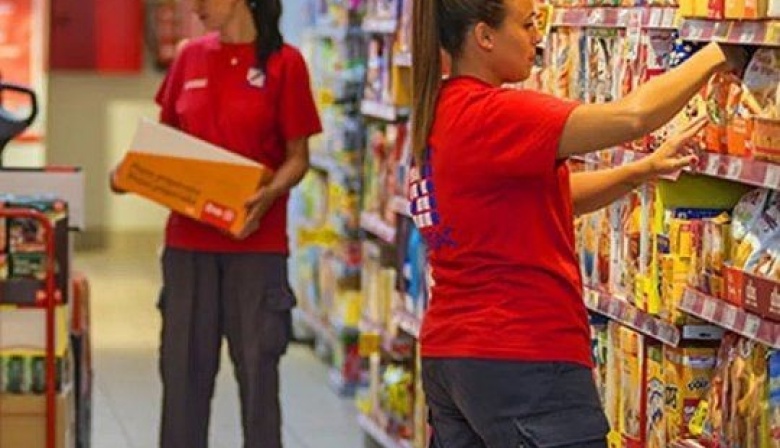 Se firmó la revisión de la paritaria mercantil