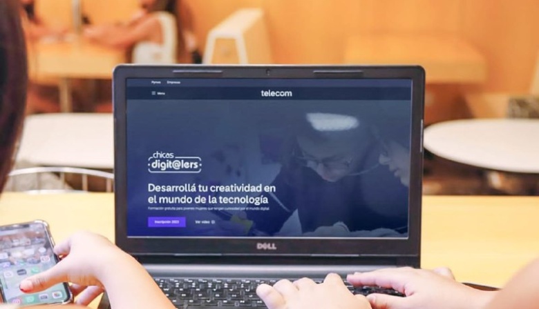 Adolescentes fueguinas finalizaron su formación en programación