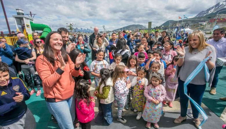 Quedó inaugurada la nueva plaza Belgrano