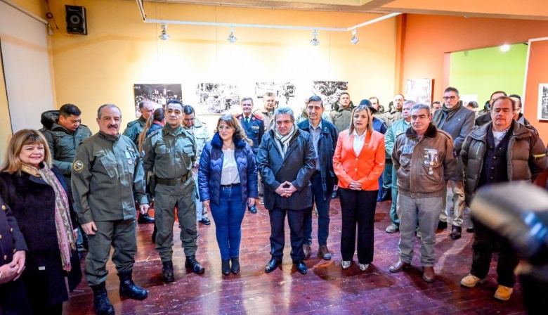 Funcionarios Municipales participaron del 42° Aniversario del Bautismo de Fuego de Gendarmería en el comflicto de Malvinas