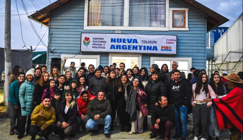 López y Pino inauguraron en Tolhuin una nueva sede del Centro Cultural, Social y Político Nueva Argentina