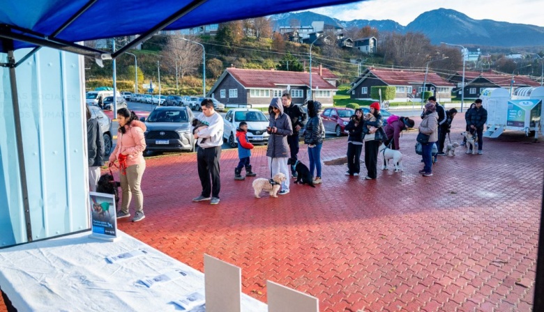 Exitosa jornada por el Día del Animal en el Paseo de las Rosas