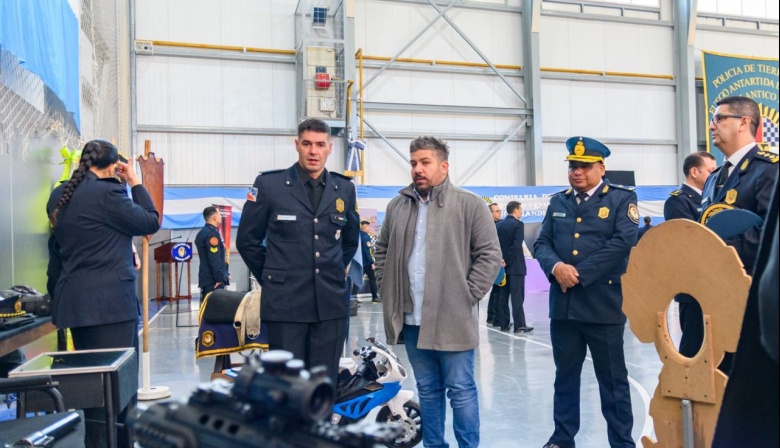 Comenzó en Río Grande la expo ‘Conociendo tu Policía’