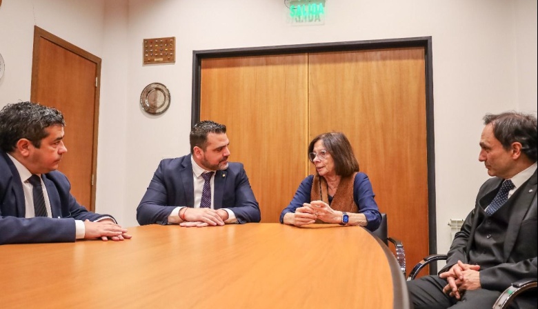 Ushuaia firmó un convenio de colaboración y asistencia con el Superior Tribunal de Justicia