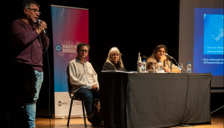 Clara Vernet y Silvina Gutierrez encabezaron el conversatorio del 196° Aniversario de Creación de la Comandancia Política y Militar de Malvinas