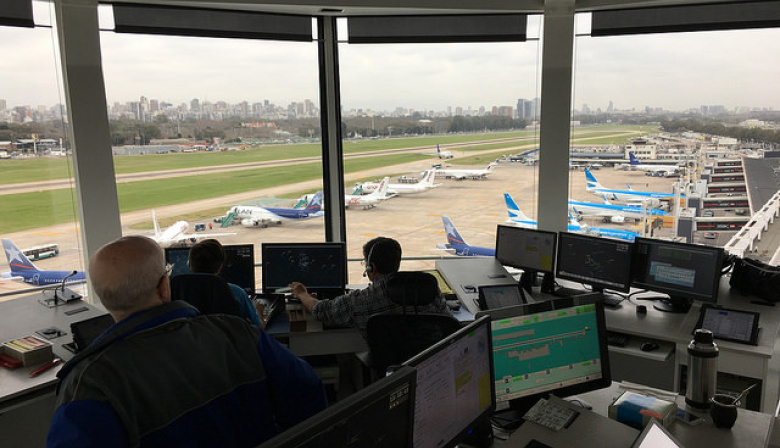 Controladores aéreos ratificaron la medida de fuerza