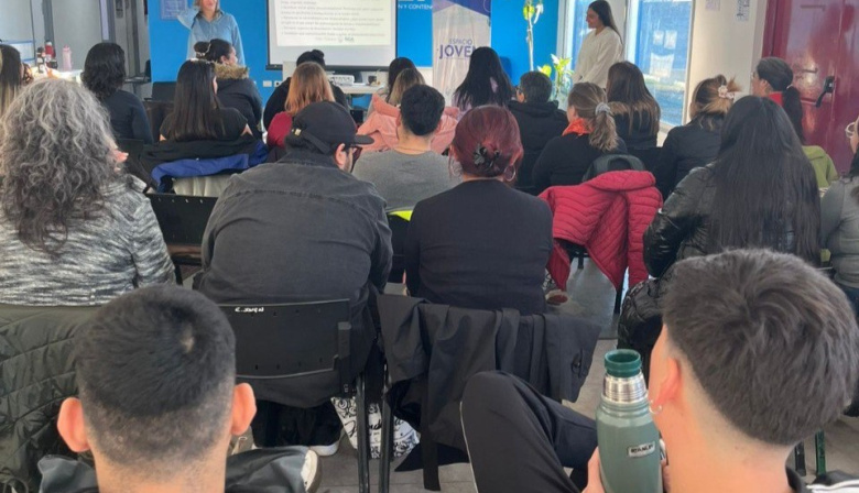 El municipio de Río Grande brindó capacitaciones en prevención y promoción de la salud mental