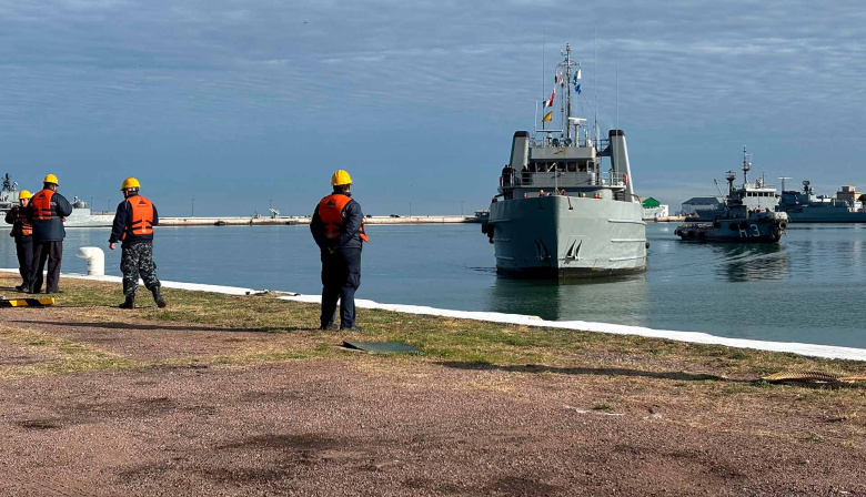 El ARA “Teniente Olivieri” regresó a Puerto Belgrano luego de una intensa labor en Ushuaia