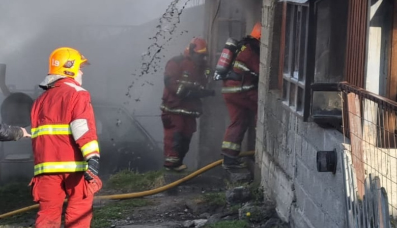 Las pérdidas fueron totales en el incendio de calle Trejo Noel