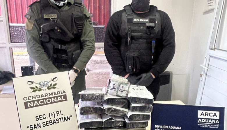 Paso San Sebastián: incautaron 11 kg de cocaína y 200 pastillas de metadona