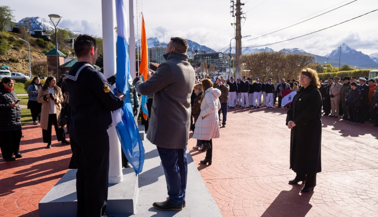 El Gobierno provincial acomapñó las celebraciones por el 141° aniversario de la ciudad de Ushuaia