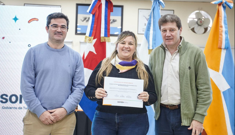 El Municipio fue reconocido por su acompañamiento en la alfabetización de jóvenes y adultos en los Centro Comunitarios