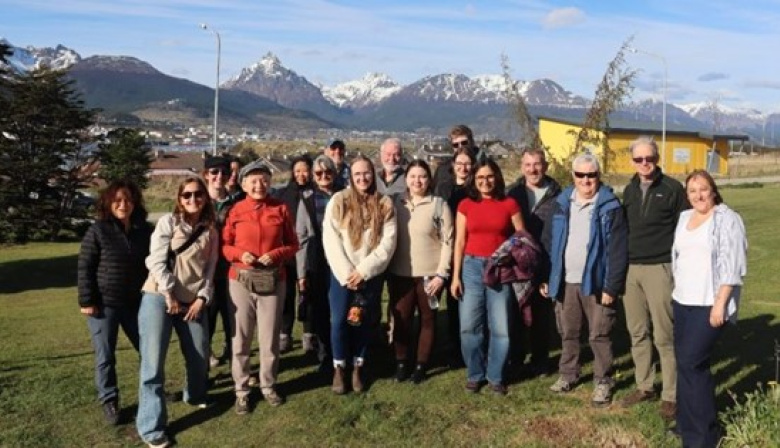 Arqueólogos del CONICET desarrollan propuestas de turismo científico en Ushuaia