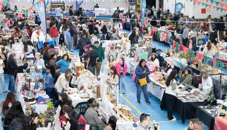 Se realizó la Expo Emprendiendo Navidad