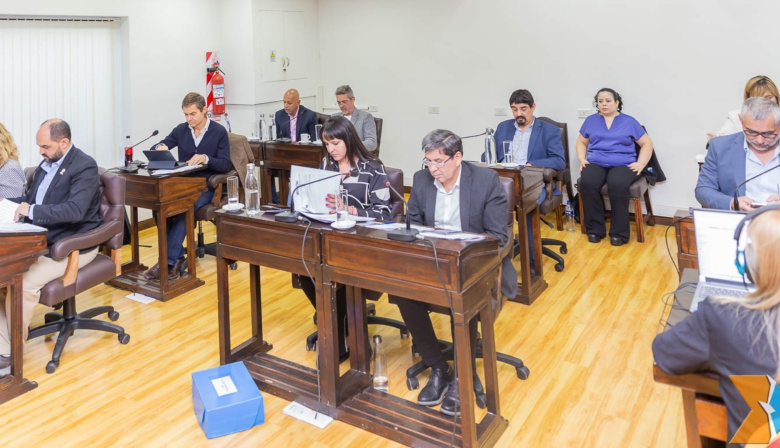 El Gobierno logró el traspaso de áreas de YPF pero sufrió un revés en la coparticipación ​