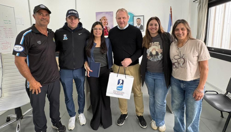 Autoridades nacionales e internacionales de Hockey sobre Hielo estuvieron en Ushuaia