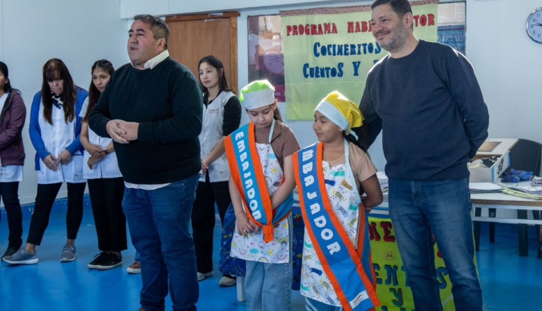 Dio inicio al programa de hábito lector: Cocineritos, cuentos y relatos