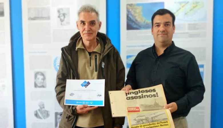 Vecino de Lomas de Zamora donó material histórico al Espacio Pensar Malvinas