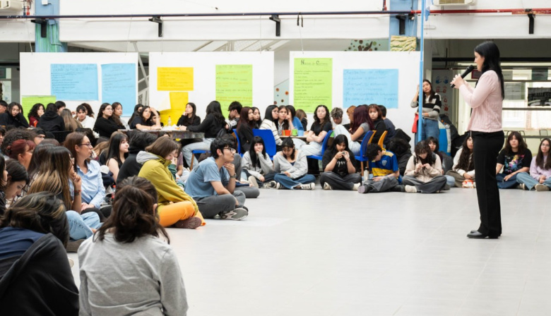 Se dictó en Río Grande una charla sobre responsabilidad legal en la adolescencia